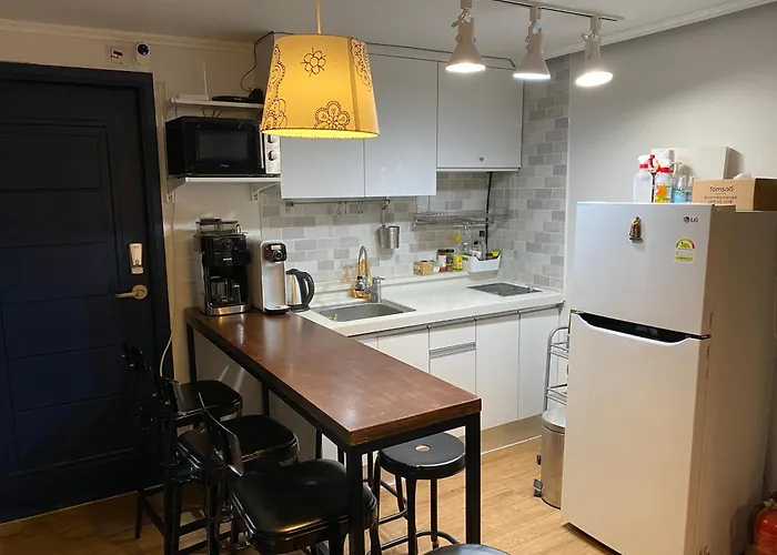 Amazing Hongdae Homestay Seoul